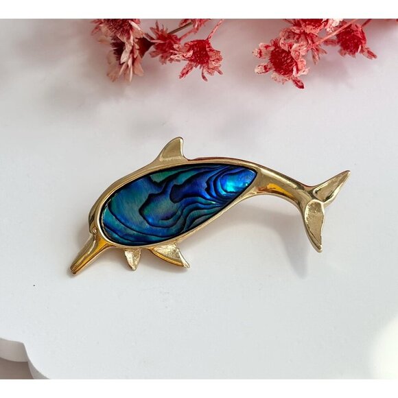 Dolphin Figural Faux Blue Abalone Gold Toned 90's Vintage Lapel Brooch Pin - Picture 1 of 10